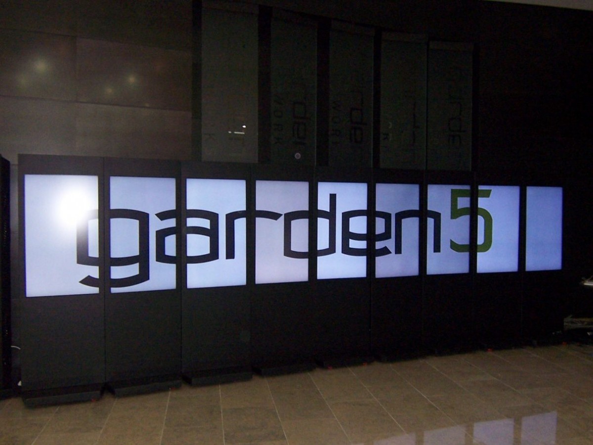 [2019.04] Transfer and installation of Garden Five electronic screen (42 inch, w...